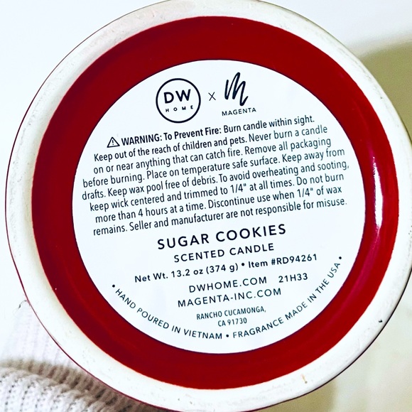 Rae Dunn / DW Home Christmas Candle 🕯️ - Picture 3 of 3